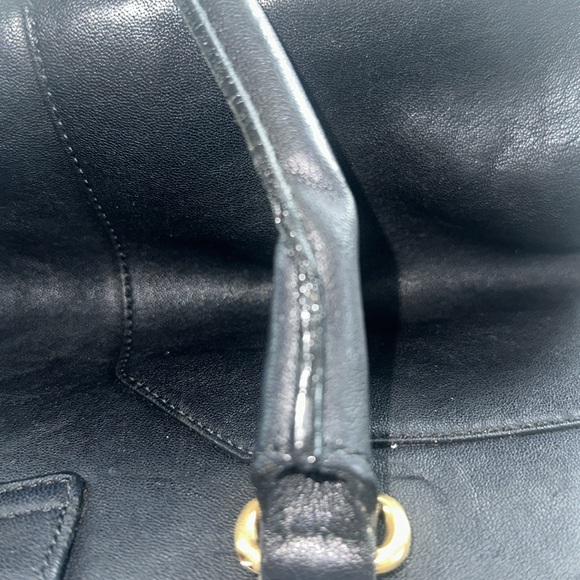 YSL Large Cabas Chyc in Black Leather w Gold Y Hardware - Picture 8 of 8